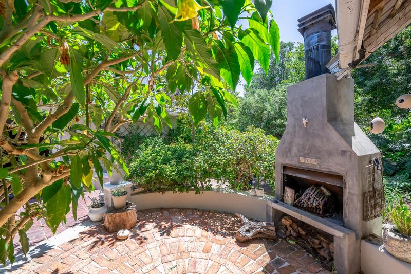 7 Bedroom Property for Sale in Somerset West Western Cape